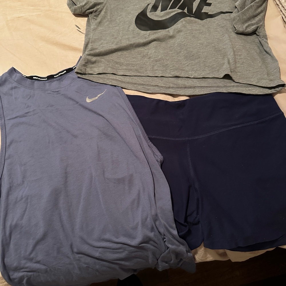 Nike Gray T-Shirt with Black Logo